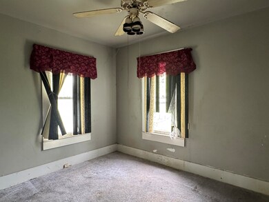 613 E van Wagoner Ave, Flint, MI 48505 - photo 5