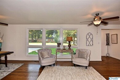 212 Southcrest Dr SW, Huntsville, AL 35802 - photo 7