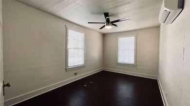 1625 W 12th St, Austin, TX 78703 - photo 5