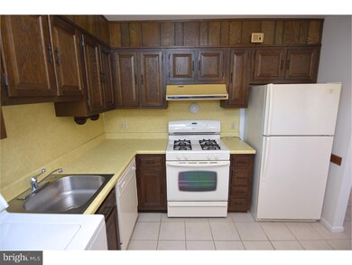 C6 Alpine Ct, Reading, PA 19606 - photo 2