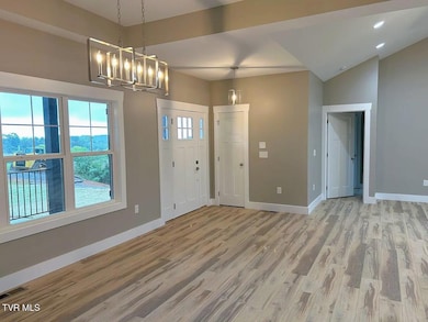 531 Meadowcrest Ln, Dandridge, TN 37725 - photo 6