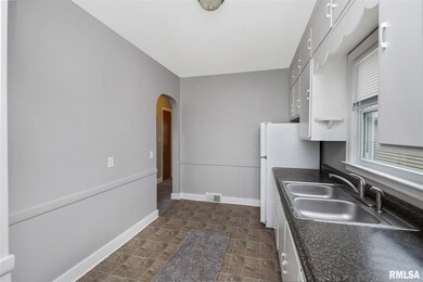 2052 Hickory Grove Rd, Davenport, IA 52804 - photo 7