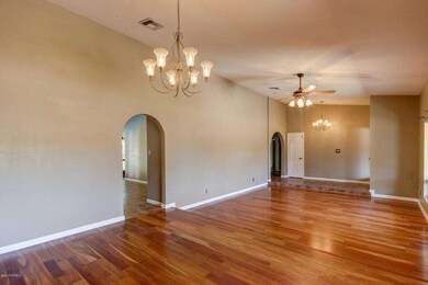 Family Room (3)