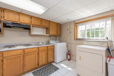 1326 Prairie Lawn Rd, Glenview, IL 60026 - photo 4