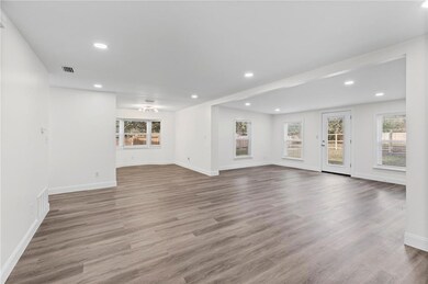 3041 Pretty Branch Dr W, Mobile, AL 36618 - photo 6