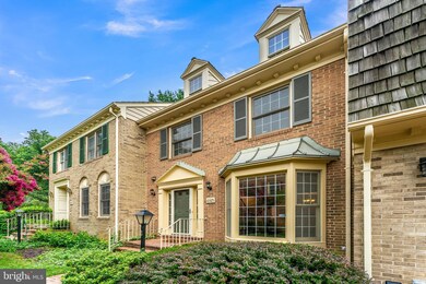 10925 Brewer House Rd, Rockville, MD 20852 - photo 5