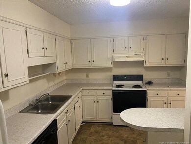 579 Winding Creek Rd unit H, Fayetteville, NC 28305 - photo 7