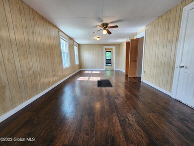 435 7th Ave unit 1, Troy, NY 12182 - photo 3