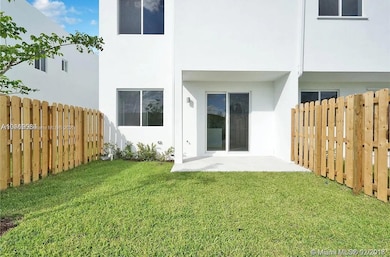 7231 NW 103rd Path unit 7231, Doral, FL 33178 - photo 2