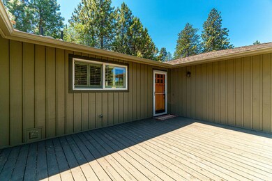 61356 Eena Ct, Bend, OR 97702 - photo 7