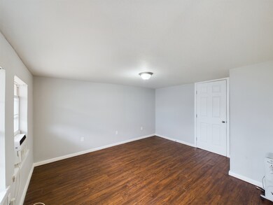 607 Enid 1 2 St, Houston, TX 77009 - photo 6