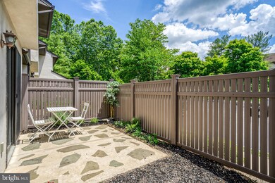 138 Montrose Ave unit 61, Bryn Mawr, PA 19010 - photo 2