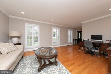 114 Lesha Dr, Morrisville, PA 19067 - photo 6