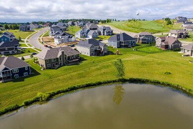 332 Oakwood Dr, Oregon, WI 53575 - photo 3