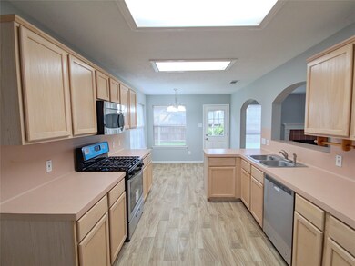 4805 E Columbary Dr, Rosenberg, TX 77471 - photo 6