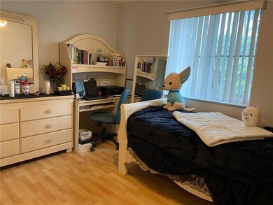 13937 N Forest Oak Cir, Davie, FL 33325 - photo 7