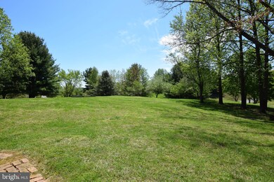 2926 Greenhill Ct, Ijamsville, MD 21754 - photo 2