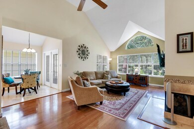 826FairwayLakesDr_20160714_046