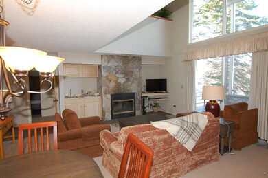 92 Founders Hill Rd unit 5D, Stratton, VT 05340 - photo 3