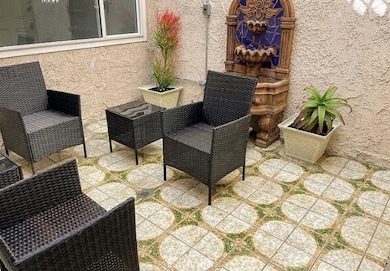 5401 Zelzah Ave, Encino, CA 91316 - photo 3