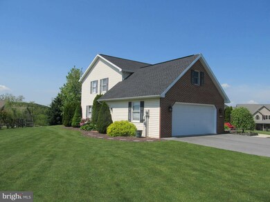 1732 Bell Ave, Chambersburg, PA 17202 - photo 2