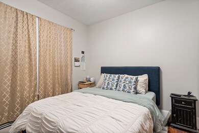 194 Emerson St unit 1, Boston, MA 02127 - photo 5