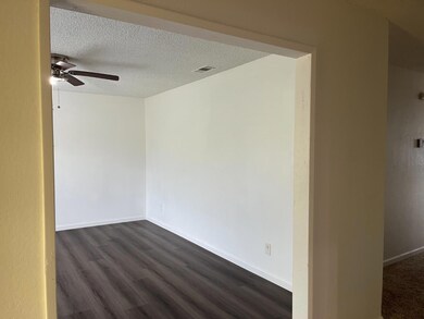 4529 N Warren Ave, Fresno, CA 93705 - photo 2