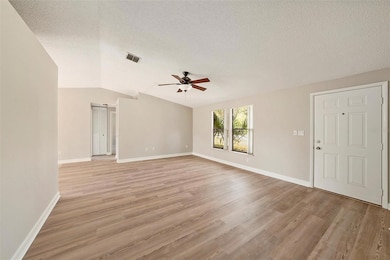 814 Satinleaf Ave, Oldsmar, FL 34677 - photo 4