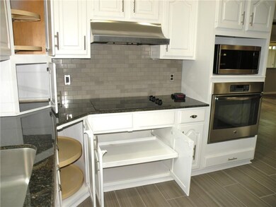 5017 NW 62nd Terrace, Oklahoma City, OK 73122 - photo 4