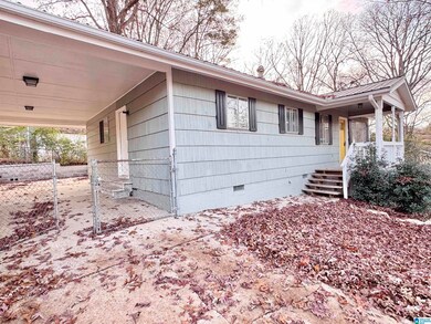 1640 4th Way NW, Center Point, AL 35215 - photo 2