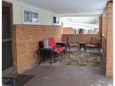 Patio/Deck. Large Spacious Front Porch