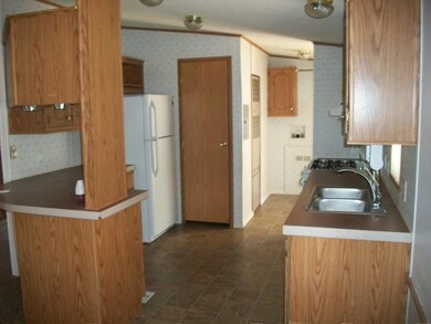 KITCHEN 2