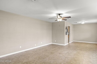 Family Room to Kitchen Entry