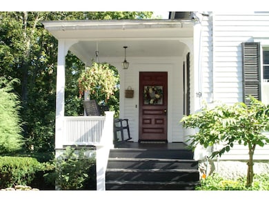 19 Chestnut Ct, Concord, NH 03301 - photo 2