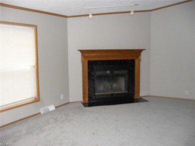 Living room with gas Fireplace