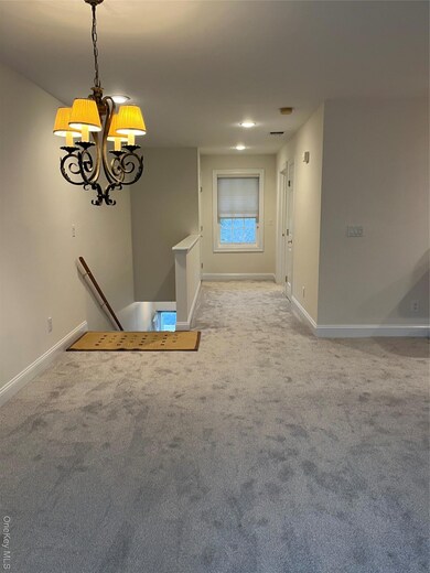 912 Altessa Blvd unit 912, Melville, NY 11747 - photo 2