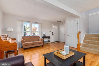 2732 Thornbrook Ct, Odenton, MD 21113 - photo 5