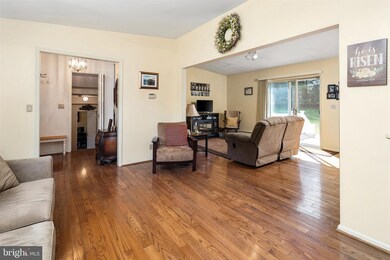 7 Nalbone Ct, Trenton, NJ 08620 - photo 5