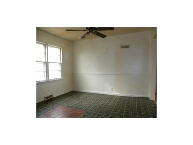 Plenty of room for family dinners