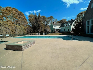 Association pool