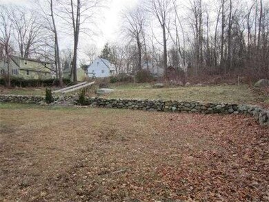 19 Pierce St, Bristol, CT 06010 - photo 4