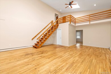 41 Newport Rd, Island Park, NY 11558 - photo 3