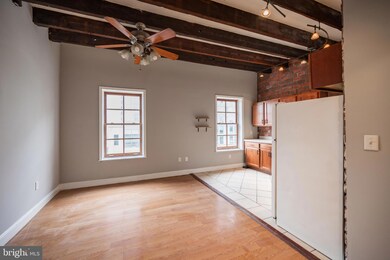 2123 Spring Garden St unit 3F, Philadelphia, PA 19130 - photo 3