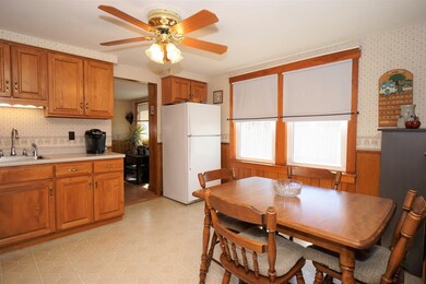 1 Bartlett St, Allenstown, NH 03275 - photo 6