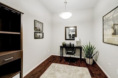 1441 East St unit 204, Houston, TX 77007 - photo 6