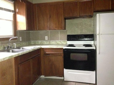 7105 Bellefontaine Ave, Kansas City, MO 64132 - photo 3