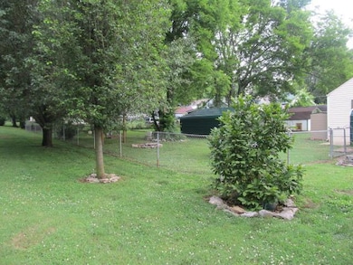 322 Cliffside Ave, Shelbyville, TN 37160 - photo 4