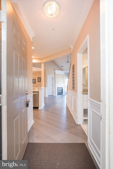 12481 Hayes Ct unit 303, Fairfax, VA 22033 - photo 7