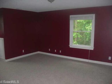 994 Circle b Dr, Asheboro, NC 27205 - photo 6