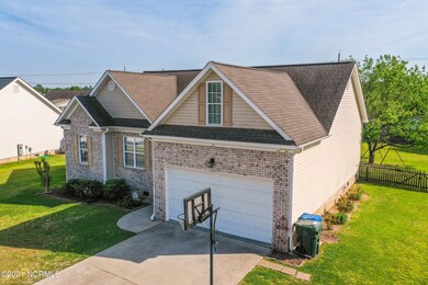 204 Lafollette Dr, Winterville, NC 28590 - photo 3